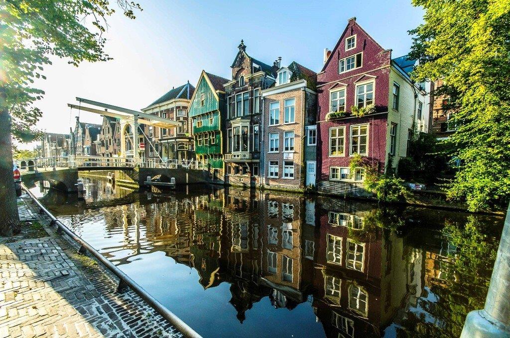 holland palette travel & tourism b.v